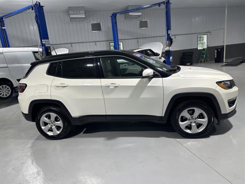 Used 2019 Jeep Compass Latitude w/ Popular Equipment Group image 8