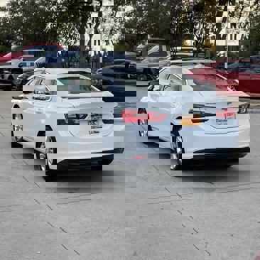 Used 2023 Chevrolet Malibu LT image 4