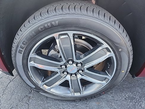 Used 2018 GMC Acadia Denali w/ Technology Package image 9