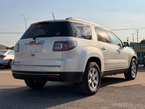 Used 2014 GMC Acadia SLE image 3