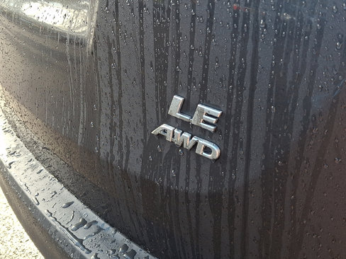 Used 2015 Toyota RAV4 LE image 30
