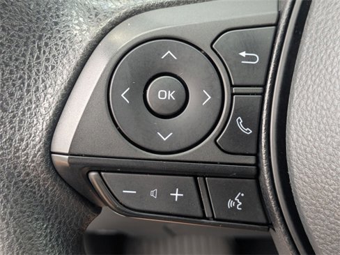 Used 2023 Toyota RAV4 LE image 13