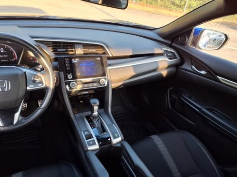 Used 2019 Honda Civic Sport image 11