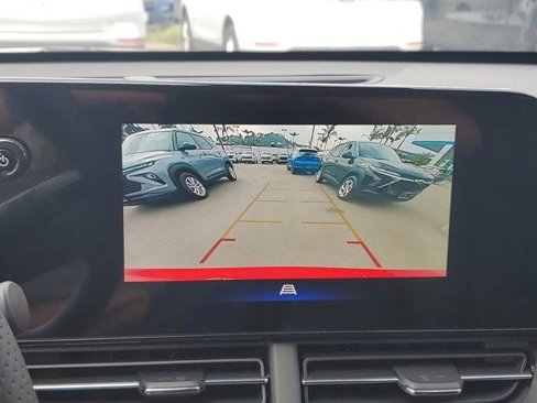 New 2026 Chevrolet Trax RS w/ Driver Confidence Package image 25