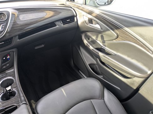Used 2018 Buick Envision Essence image 17
