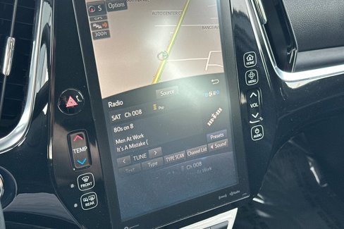 Used 2018 Toyota Prius Prime image 18