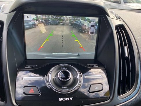 Used 2019 Ford Escape Titanium image 7
