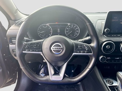 Used 2020 Nissan Sentra SV image 11