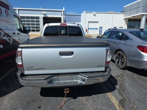 Used 2011 Toyota Tacoma 2WD Access Cab image 3