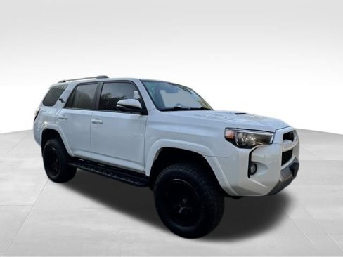 Used 2019 Toyota 4Runner TRD Off-Road Premium image 10