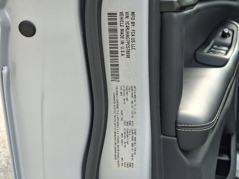 Used 2023 Jeep Grand Cherokee Laredo image 26