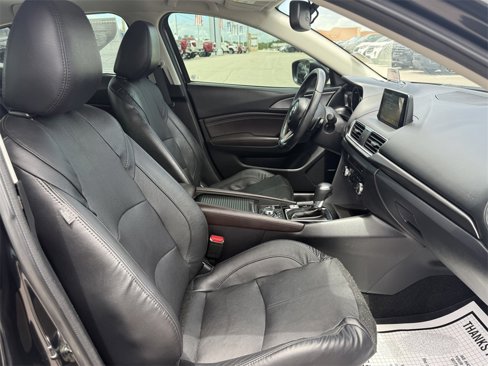 Used 2018 MAZDA MAZDA3 Grand Touring w/ Premium Equipment Package image 12