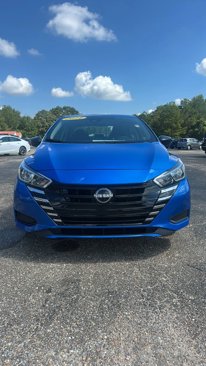 Used 2024 Nissan Versa S w/ S Plus Package image 2