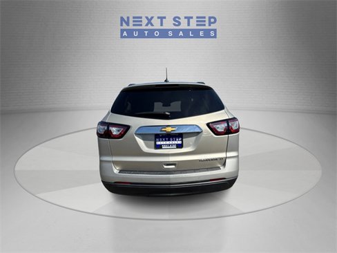Used 2016 Chevrolet Traverse LT image 7