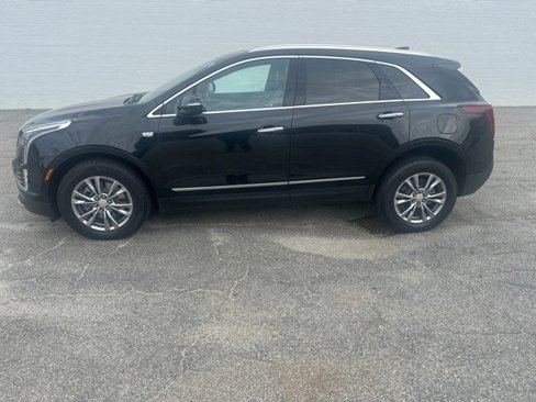 Certified 2023 Cadillac XT5 Premium Luxury image 1