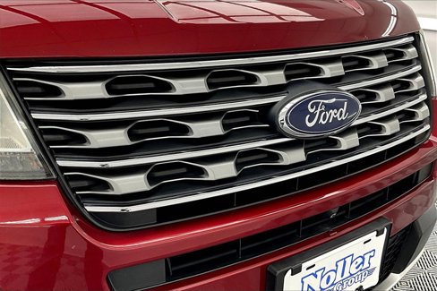 Used 2016 Ford Explorer Limited image 29
