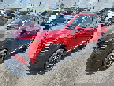 New 2025 Nissan Kicks SV w/ Charging Package image 4