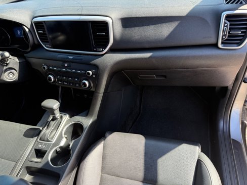Used 2021 Kia Sportage S image 20