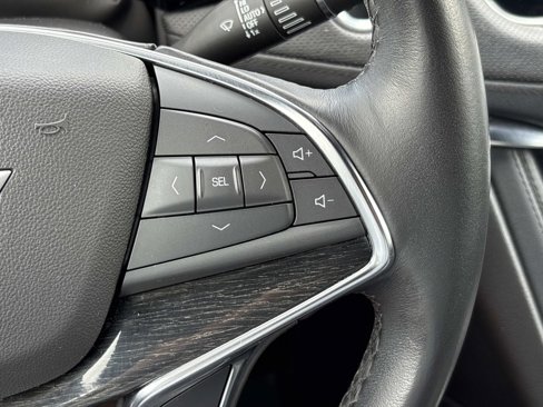 Used 2021 Cadillac XT5 Premium Luxury w/ LPO, Floor Liner Package image 20