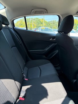 Used 2014 MAZDA MAZDA3 i Sport image 13