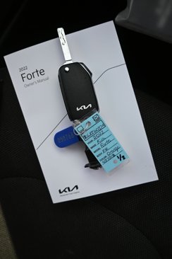 Used 2022 Kia Forte LXS w/ LXS Technology Package image 30
