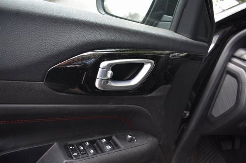 Used 2024 Jeep Compass Trailhawk image 12