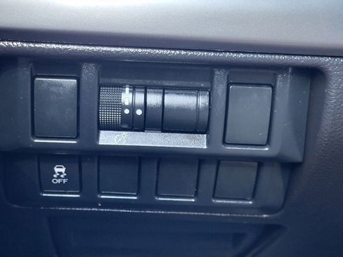 Used 2017 Subaru Outback 2.5i Premium image 29