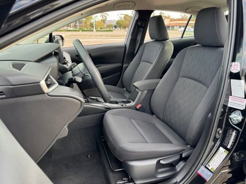 Used 2024 Toyota Corolla LE image 4