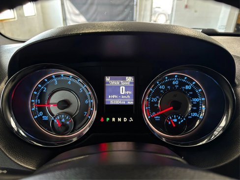 Used 2014 Chrysler Town & Country S image 20