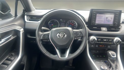 Used 2022 Toyota RAV4 SE w/ SE Grade Weather Package image 11