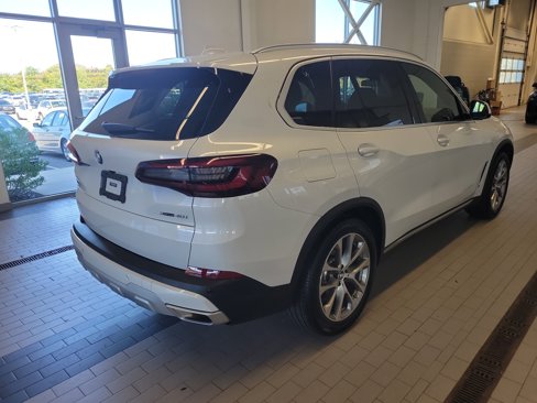 Used 2021 BMW X5 xDrive40i w/ Convenience Package image 5