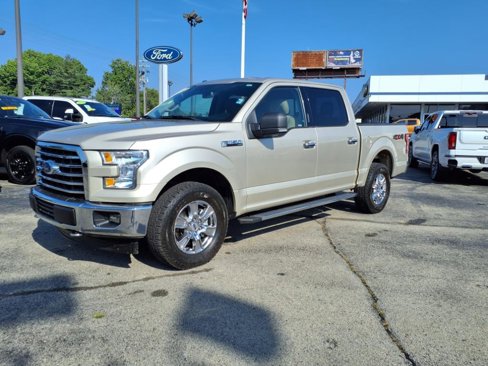 Used 2017 Ford F150 XLT w/ Equipment Group 302A Luxury image 12