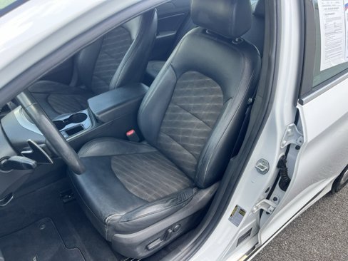 Used 2019 Hyundai Sonata Sport image 15
