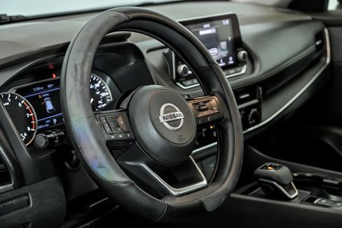 Used 2021 Nissan Rogue S image 14