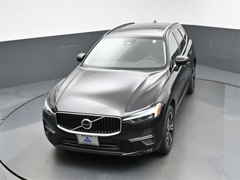 Used 2022 Volvo XC60 B5 Momentum w/ Climate Package image 42