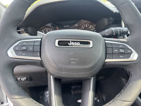 Used 2023 Jeep Compass Altitude w/ Sun and Sound Group image 21