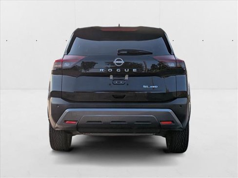 Used 2023 Nissan Rogue SL image 6