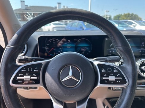 Used 2021 Mercedes-Benz GLB 250 image 7