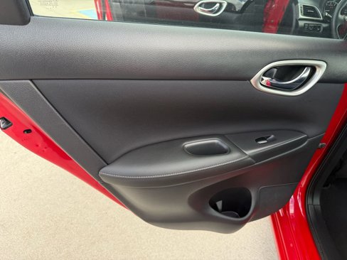 Used 2018 Nissan Sentra SV image 18