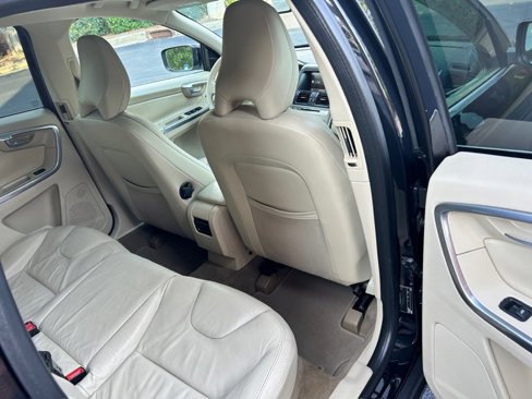 Used 2013 Volvo XC60 3.2 image 34