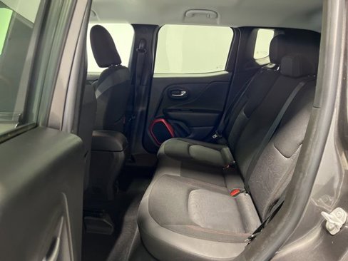 Used 2017 Jeep Renegade Trailhawk image 24
