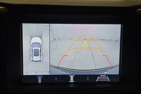 Used 2018 GMC Terrain Denali w/ Advanced Safety Package image 18