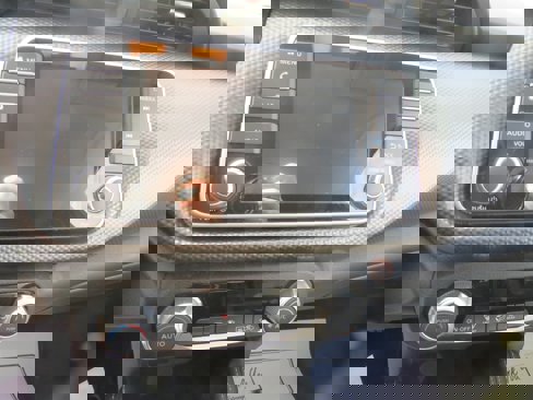 Used 2020 Nissan Kicks SV image 15