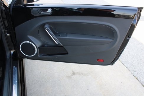 Used 2013 Volkswagen Beetle 2.5 image 19