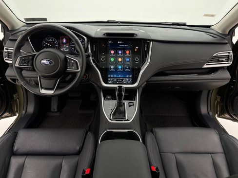 Used 2024 Subaru Outback Touring image 2