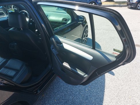 Used 2012 Volkswagen GTI 4-Door image 35