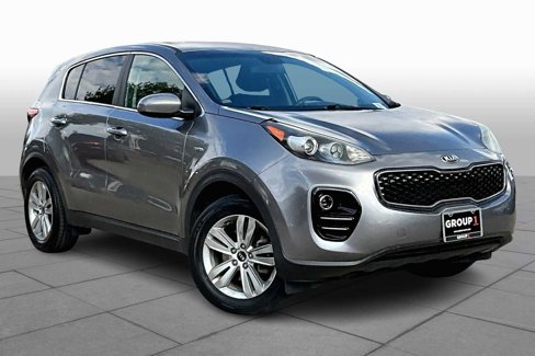 Used 2017 Kia Sportage LX image 2