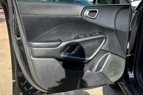 Used 2021 Kia Soul S image 20