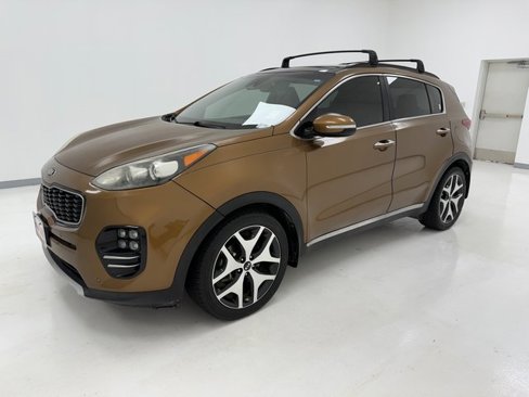Used 2018 Kia Sportage SX image 5