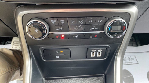 Used 2020 Ford EcoSport SES w/ SES Black Appearance Package image 22